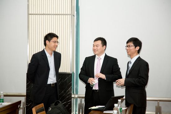 廣州工博項目經(jīng)理王彬、SAP資深售前顧問戚余耀、SAP方案架構(gòu)師周永明